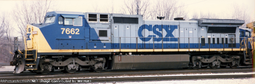 CSX C40-8W 7662
